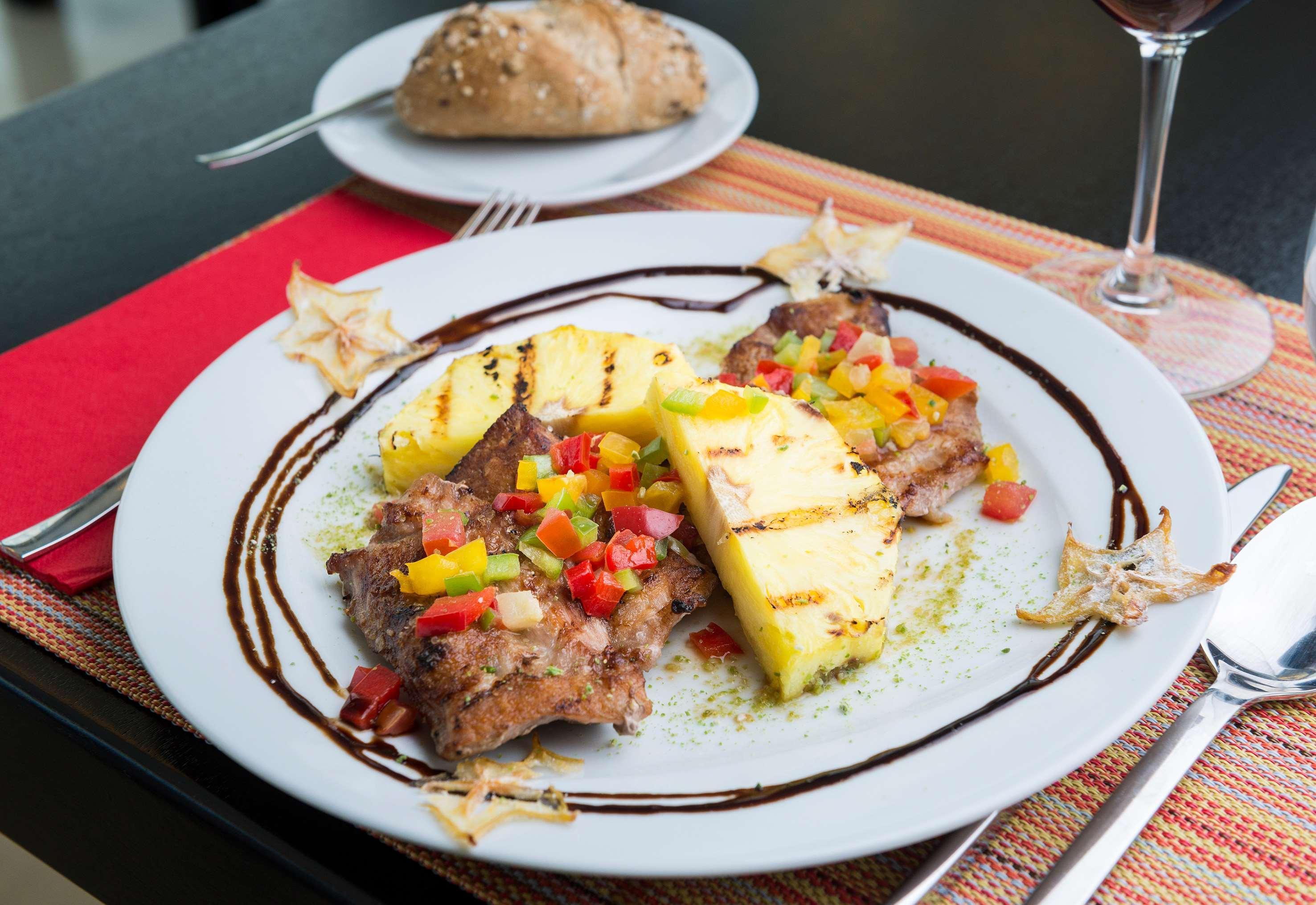 Tryp By Wyndham Leiria Hotel Екстериор снимка