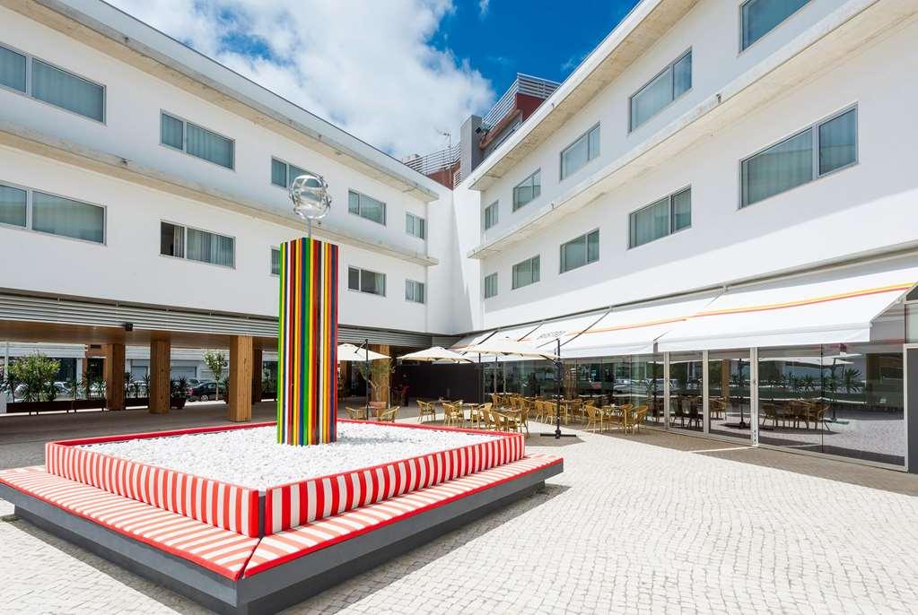 Tryp By Wyndham Leiria Hotel Ресторант снимка