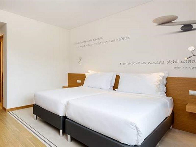 Tryp By Wyndham Leiria Hotel Екстериор снимка