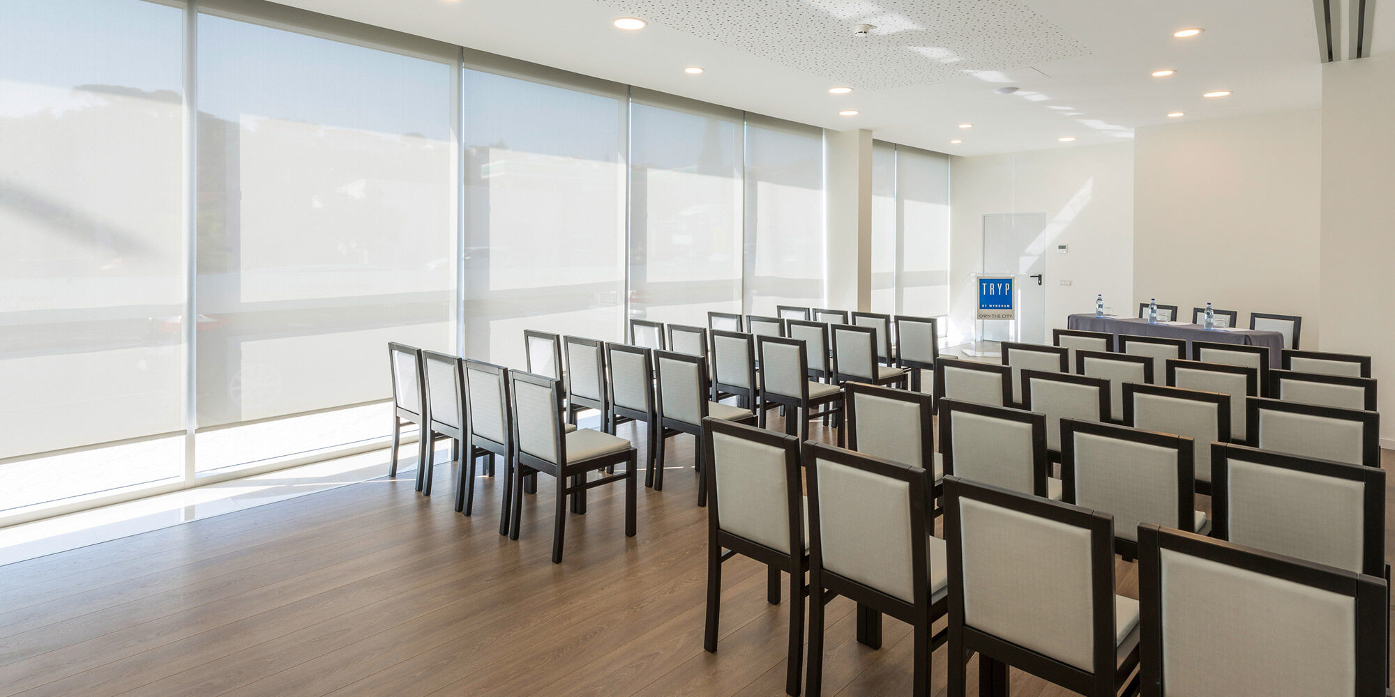 Tryp By Wyndham Leiria Hotel Екстериор снимка
